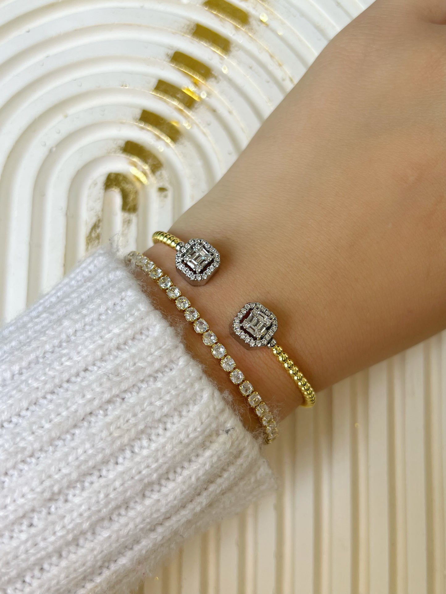 Diamond bangle