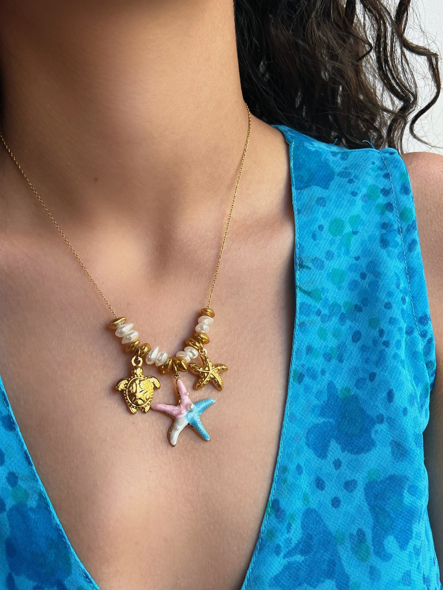 BluexPink starfish necklace