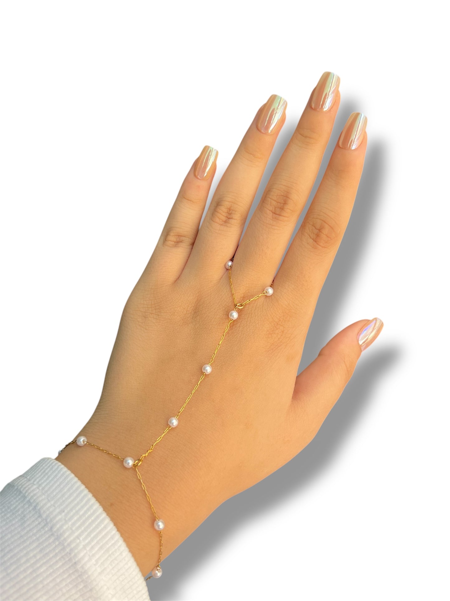 Pearls hand chain
