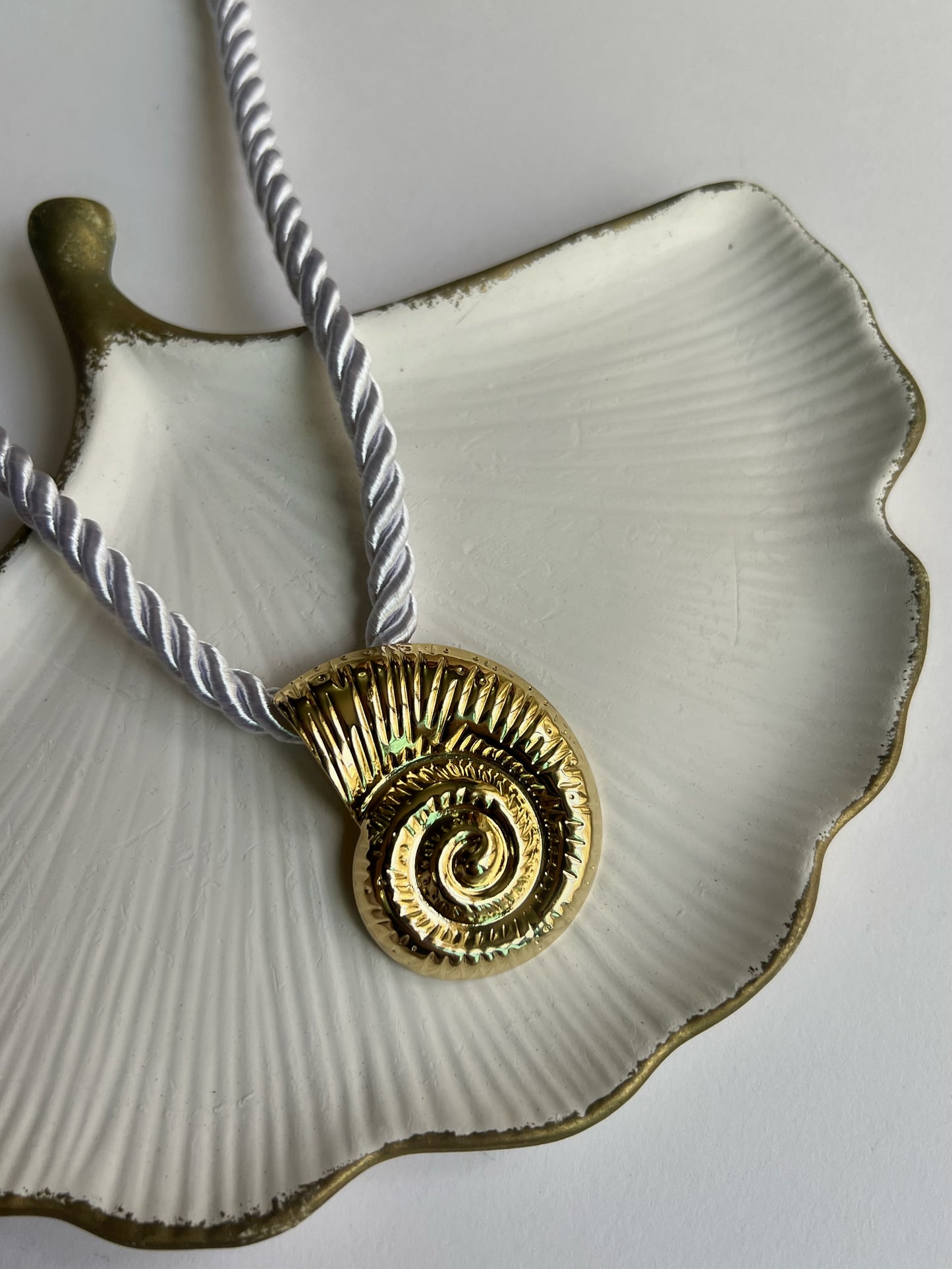 Shell Rope Necklace